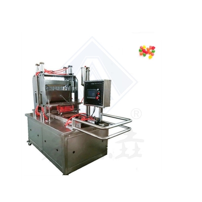 1900*900*1620mm Bear Leaves Candy Depositing Machine Gummy Candy Making Machine Multifunctional